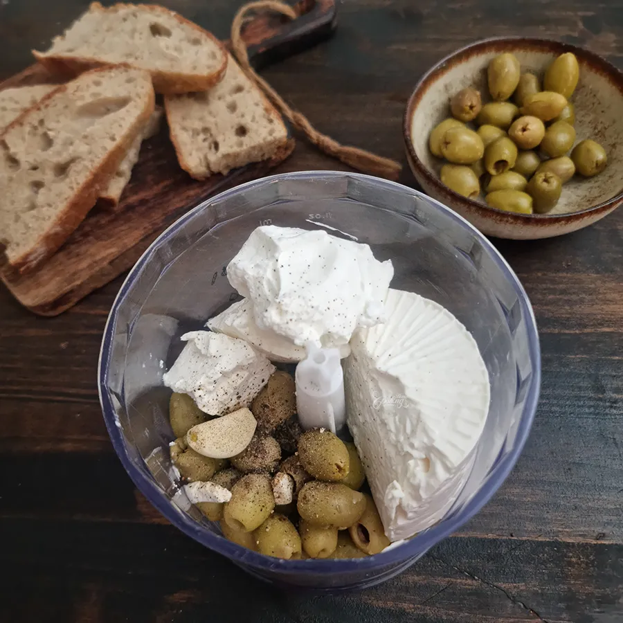 Olive Feta Spread step3