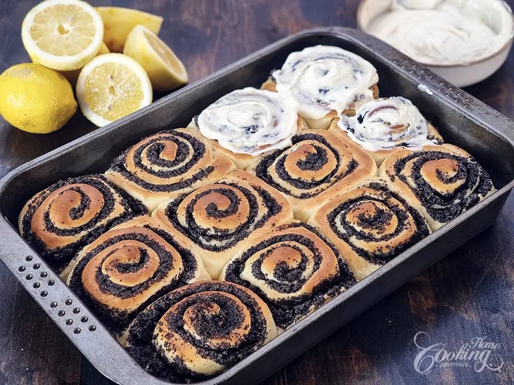 Poppy Seed Rolls - main1