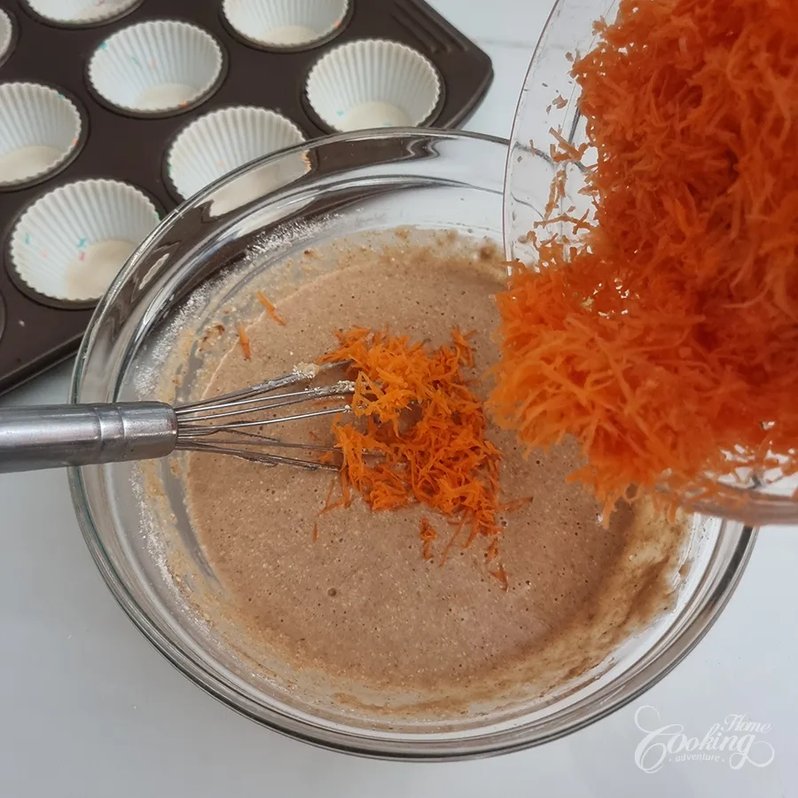 oatmeal carrot cake muffins6