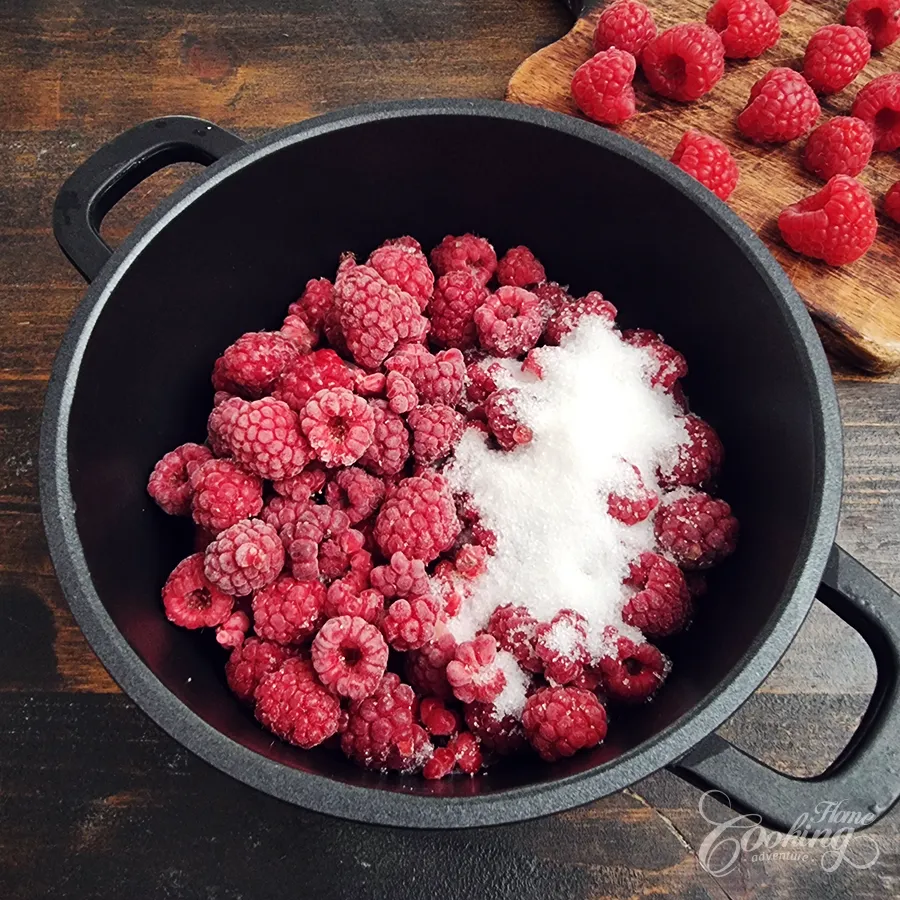 Raspberry Vanilla Custard Cake - step14