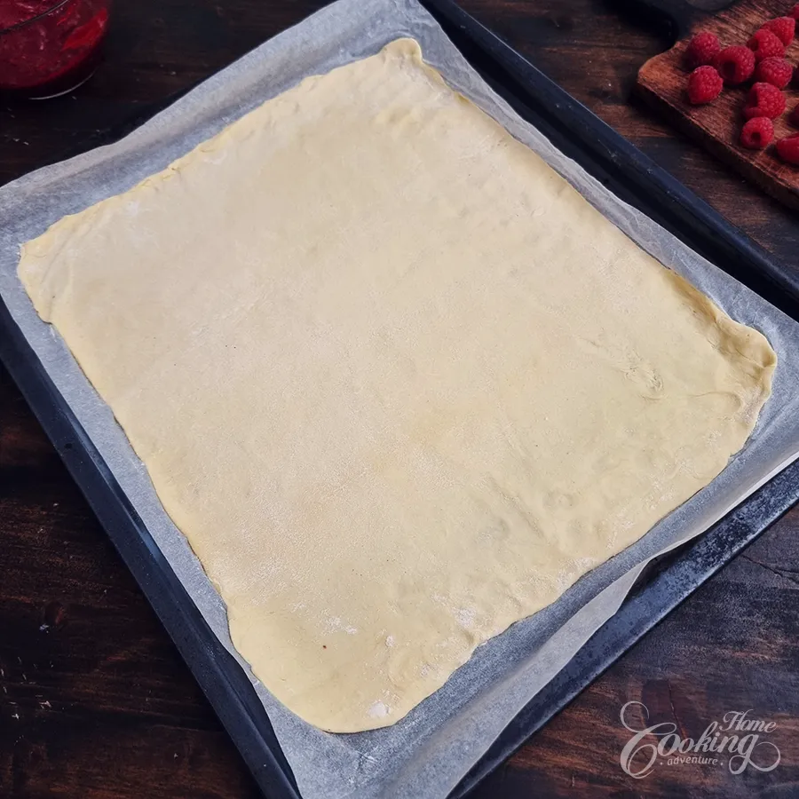 Raspberry Vanilla Custard Cake - step25
