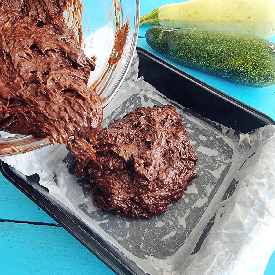 zucchini brownie - step12
