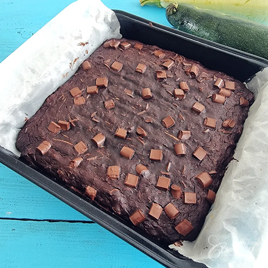 zucchini brownie - step16