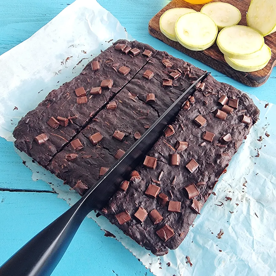 zucchini brownie - step19