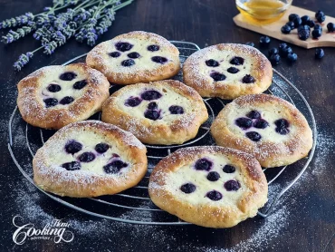 Cottage Cheese Blueberry Buns